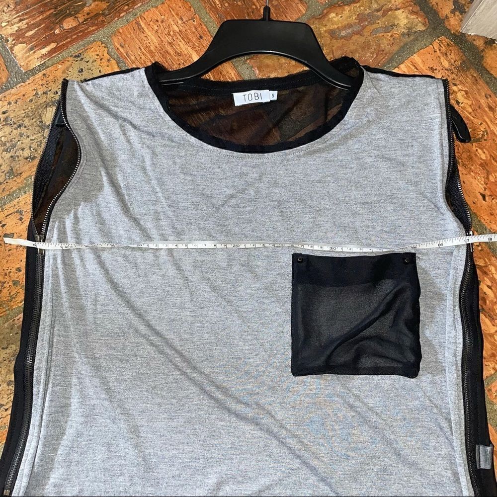 Tobi Edgey Sheer Zipper Studded Cropped Long Back Top - Picture 8 of 10